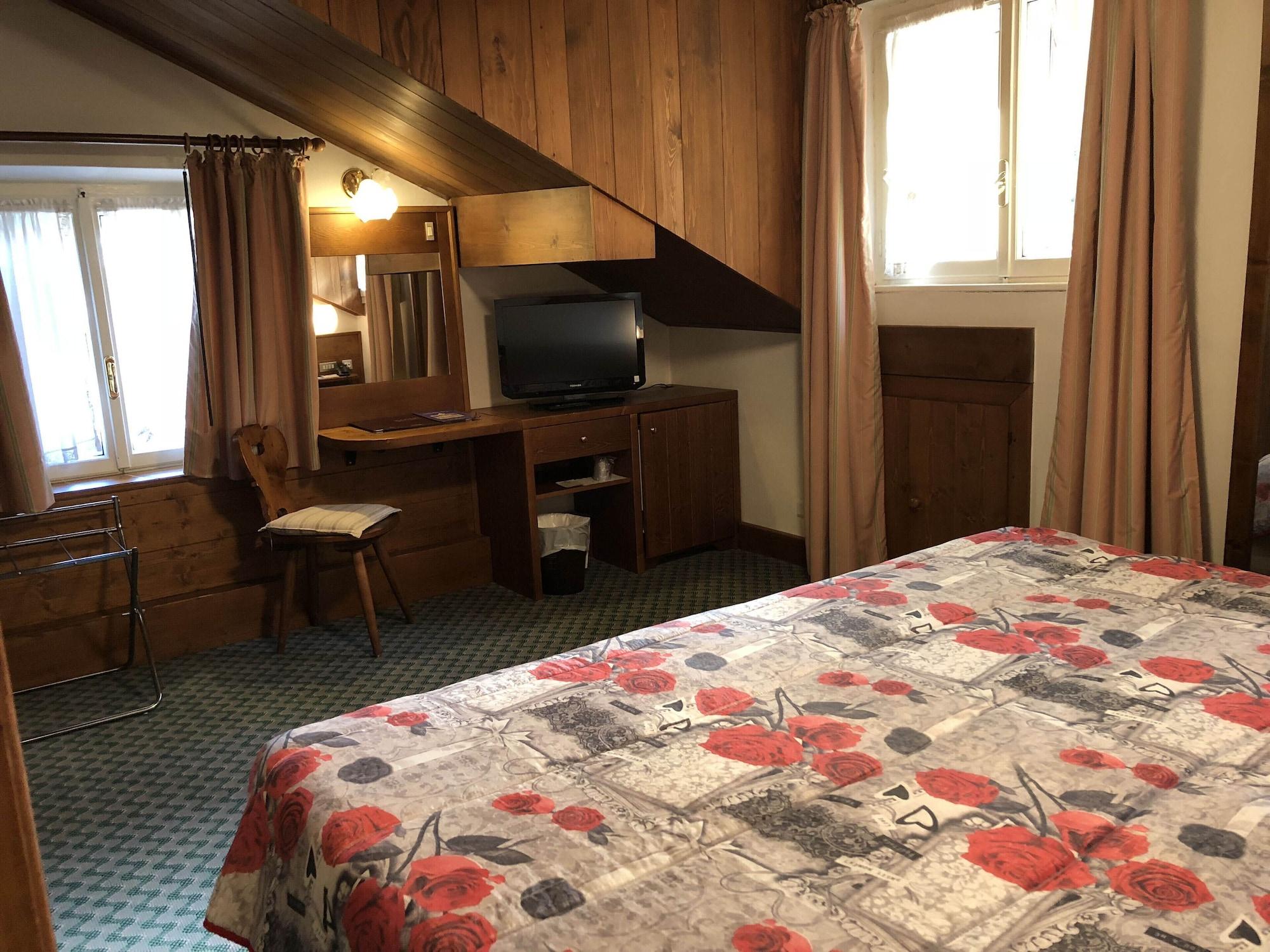 Hotel Majoni Cortina d'Ampezzo Exterior foto